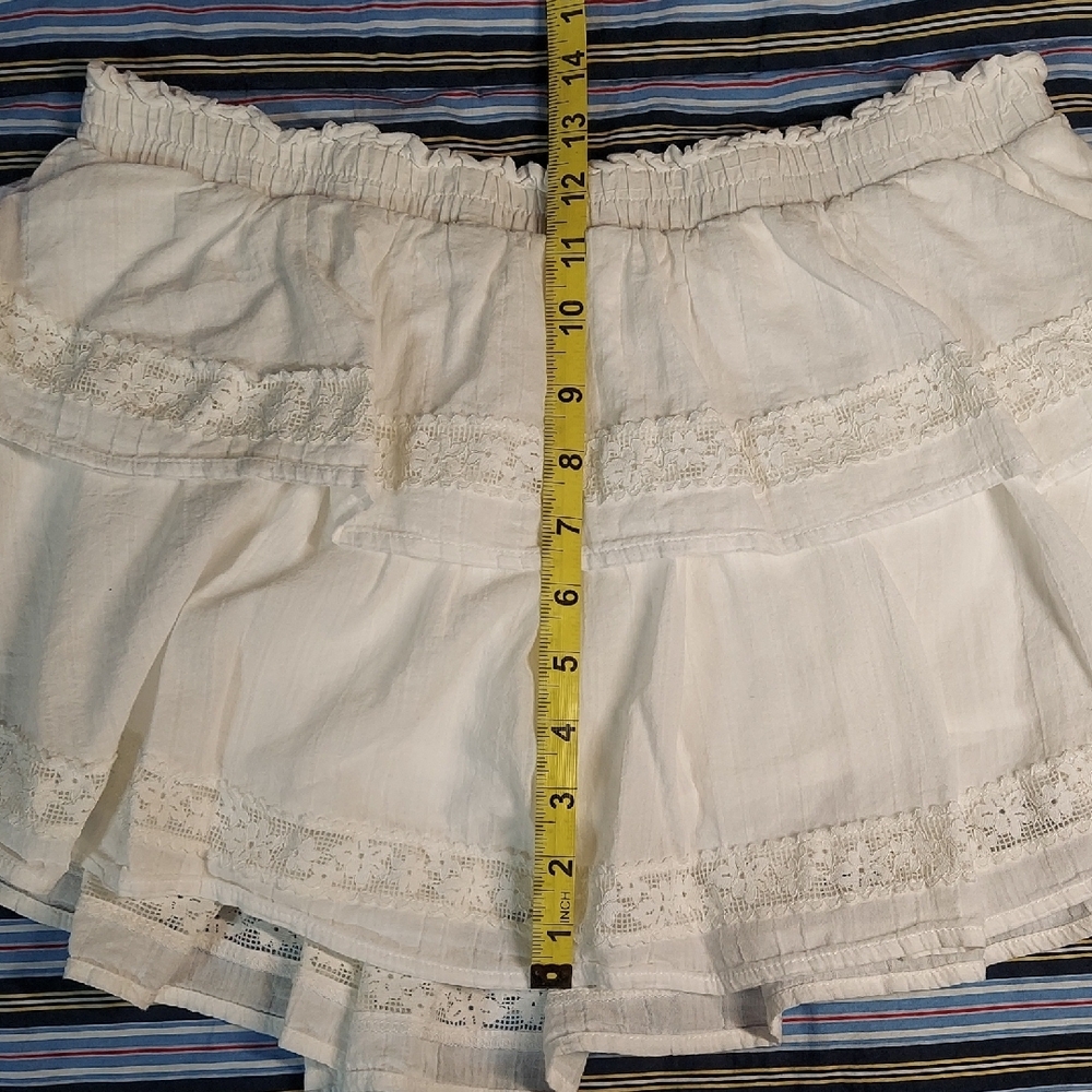 Wild Fable White Tiered Ruffle Mini Skirt - Size Medium - Excellent Condition - Picture 5 of 7